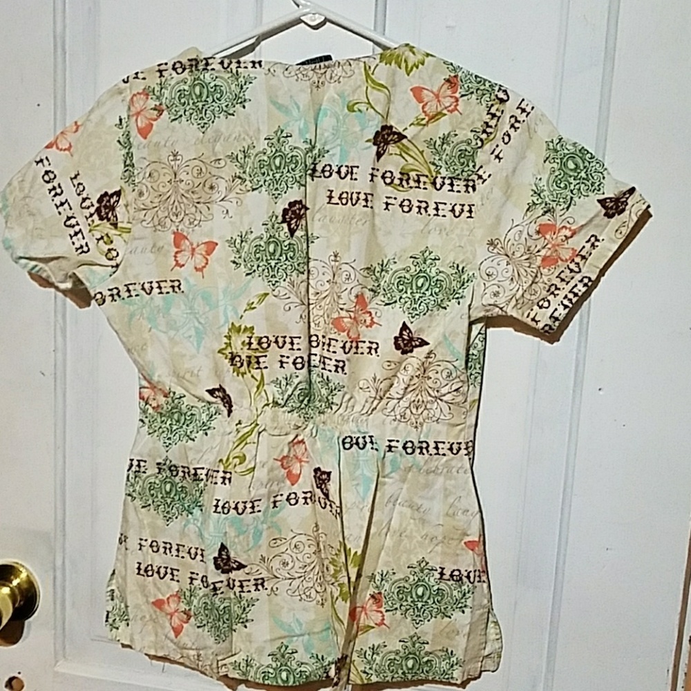 👸👕🚑🏥 Scrub top - Picture 2 of 4